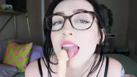 [Gif w/ Sound] Eyerolling BJ