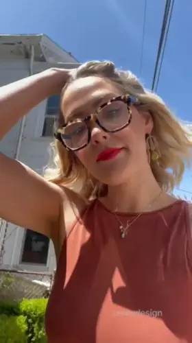 There’s nothing like that cool morning breeze on my titties 😎