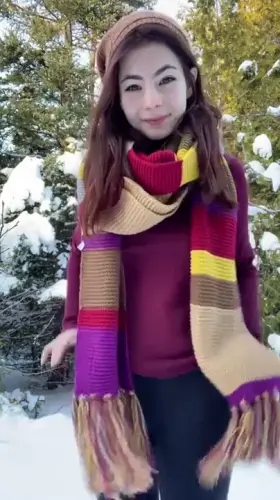 I hope you like how I'm getting more brave with my flashes... here's one from the trail I hiked this morning :)