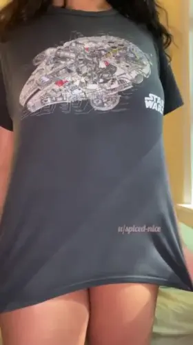 who will cuddle with me for the bad batch episode releasing tonight? (f) 😘