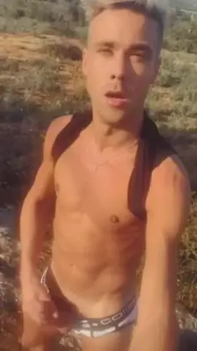 I'm waiting for you outside. Are you coming?