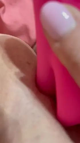 Got a new thrusting Vibrator! My new favorite!