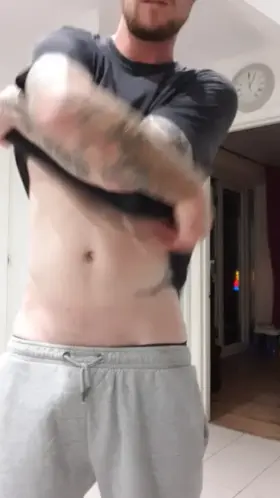 [35] When Daddy comes home.....DMs Open!