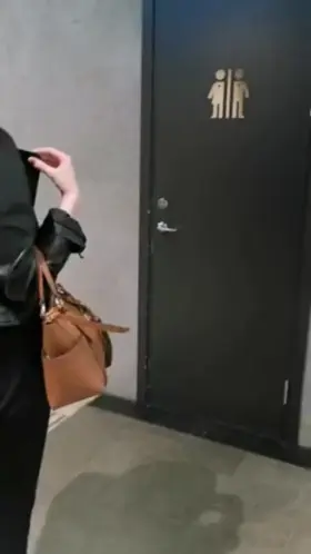 (OC) Being in public doesn't stop me from craving a snack