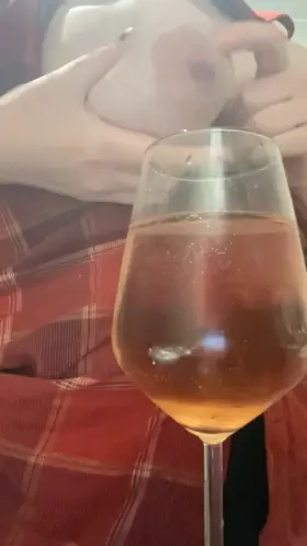 adding some flavour to my wine🤤