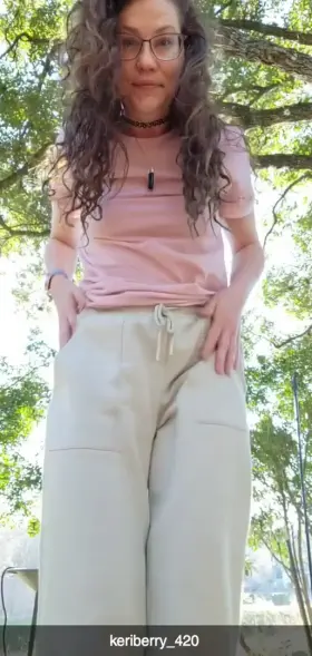 Single mom, 40, Consciousness Studies student, anal expert