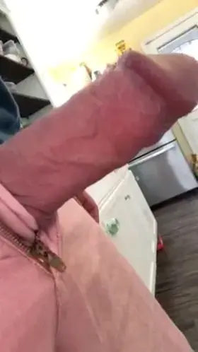 Happy Valentine’s Day from my fat throbbing monster cock 😈🍆♥️