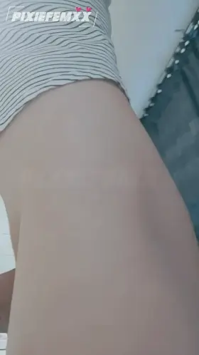 It's Sunday, instead of going out for drinks with the boys, why not stay home and gag on this?💕