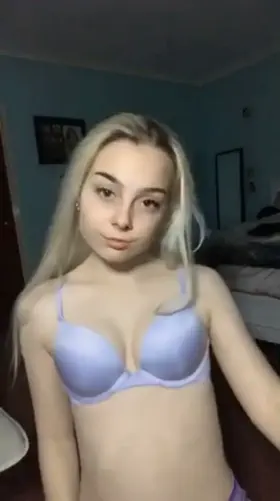 In love with this colour [F]