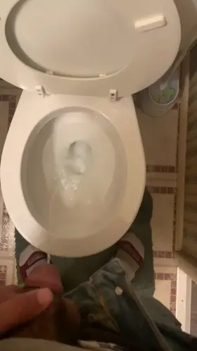 Who’s thirsty. DMs open:)