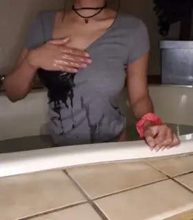 Let's fight the heatwave together 🖤