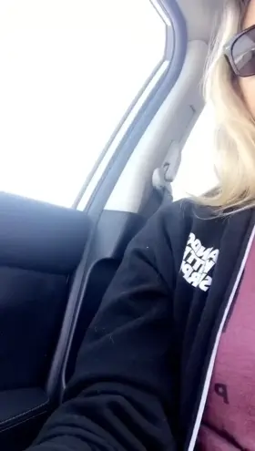 Hows your day my lovely friends? Come say Hi to me and come along for the wild ride....xoxo Nat [f28] NSFW XXX