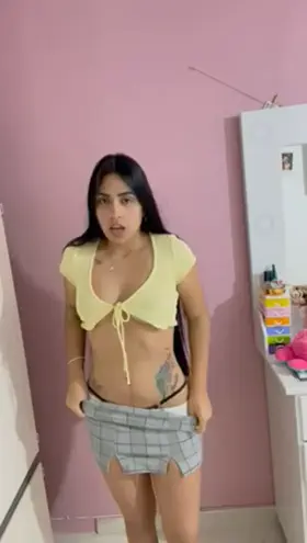 Is it true skirts are easy access ? 🙈