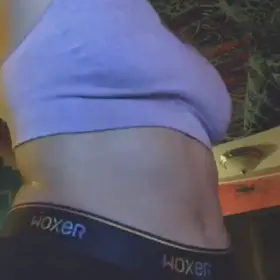 Post workout, sports bra titty drop for ya💦😘💜