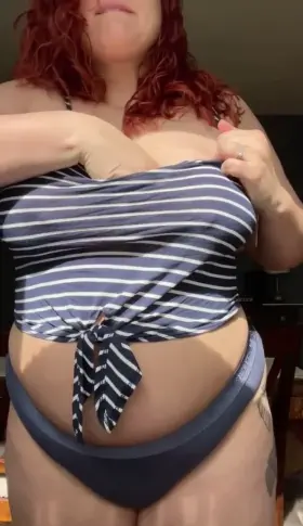 Oh hi there! Here’s my tits ☺️