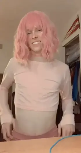 Mind if I take off my leggings?