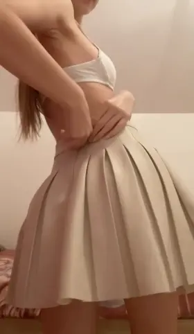 Take off my dress😮