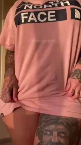 @charlotteemerson123