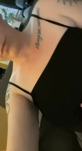 first post here 🥰 happy friday!