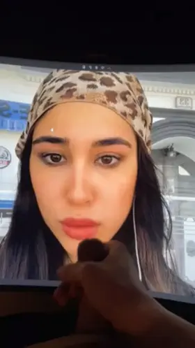 just came on this arab little slut nose