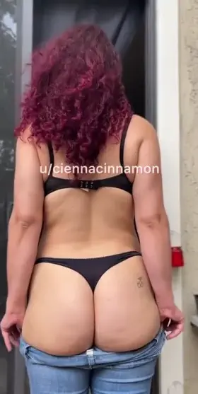 these are a bit tight on me but they look good once they're on