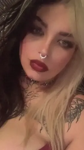 Let me seduce you?😈