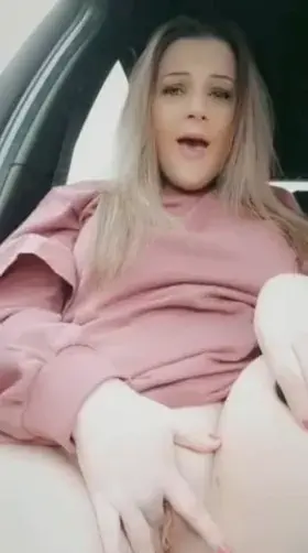 Pulled over in the car to play with my tight pussy😈link below to see more👇🏻💦 2700+ posts inc boy/girl videos 😛