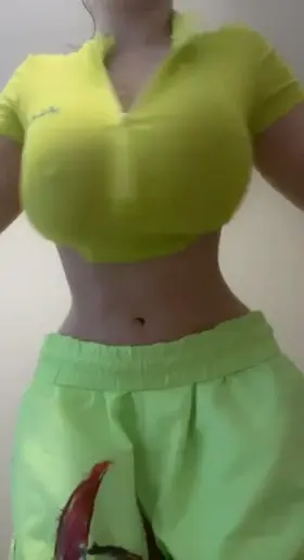 Huge natural titties