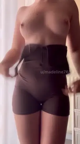 i want so bad to get my tits sucked