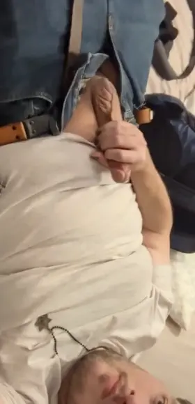 Should I start wearing nail polish again?