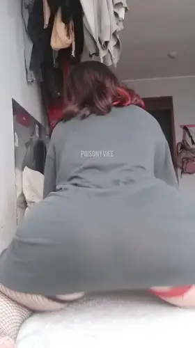 Thick, curvy, and latina with squeezeable ass, Would you like to taste me?