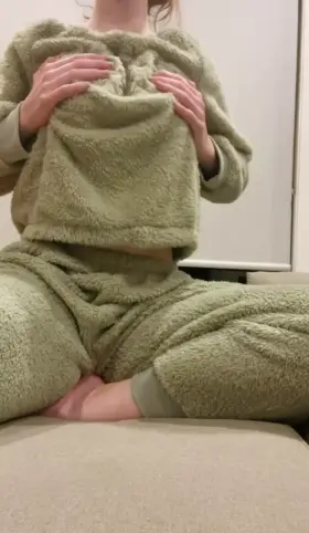 [r/fleecegirls] Perfection!