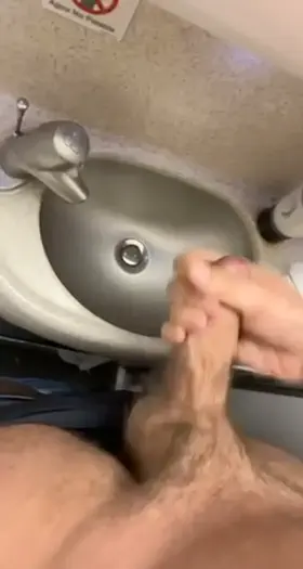 Not that big of a shooter but public cumshots are great!