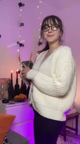 she's back (free album in the comments )