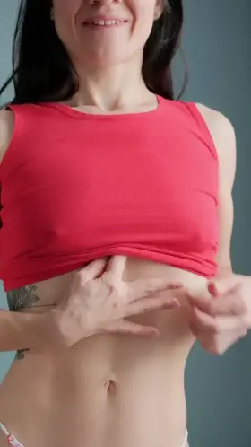 tiny girl with small tits wants to have fun