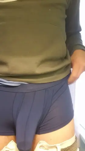 Cock Head in slow-motion