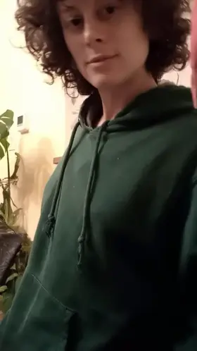 Just trying to show off my cute little body to the few who enjoy it