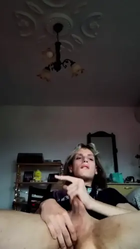 my fingerplay always make me tremble in ecstasy