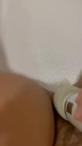 Pissing on my wand? Yes please 😍