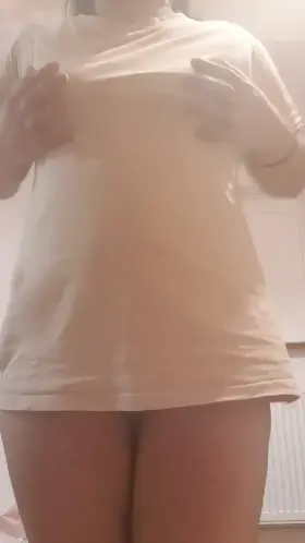 [F]reaky birtish indian 19 year old virgin ready for action