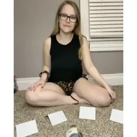 Spin the bottle - stripping edition