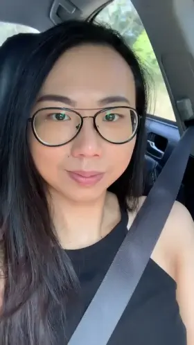 Opening up in the car for you 😊