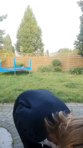 And such quick, big boobs in my garden.