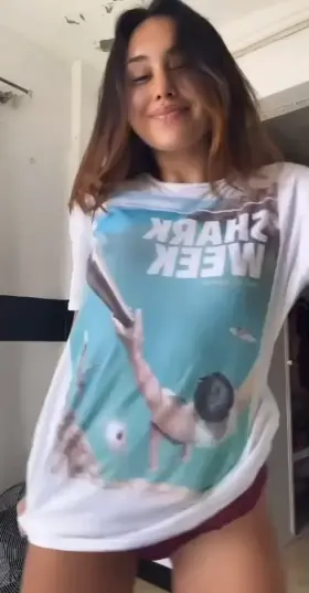 Do my like my tiktoks?🙊