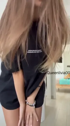 Sorry for my messy hair, I just woke up