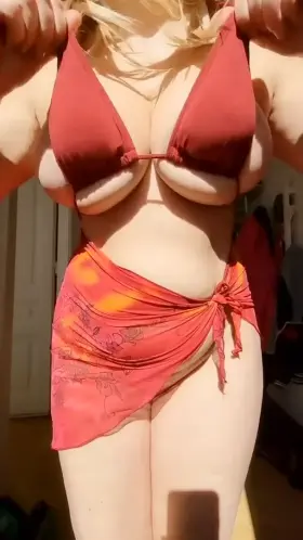 Admit it, this is pretty perfect for a 51yo mom 🥵