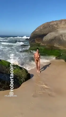 That hip wiggle made me giggle