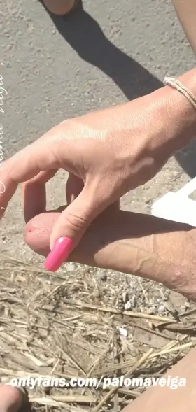 I love playing with my dick in the street