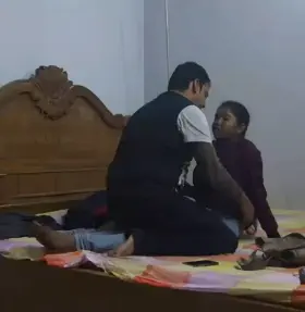 sis with frnds dad😭