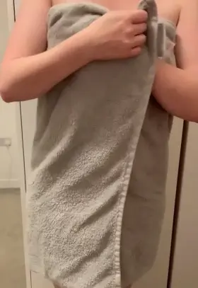 Morning strip tease and a pair of perky B’s 😉